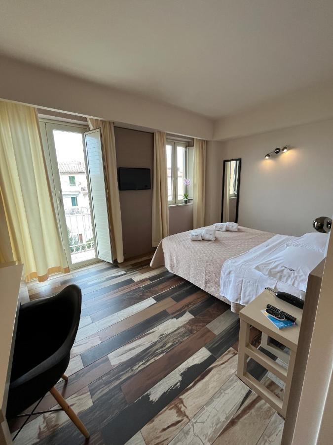Don Ugo Luxury Rooms Tropea Kültér fotó